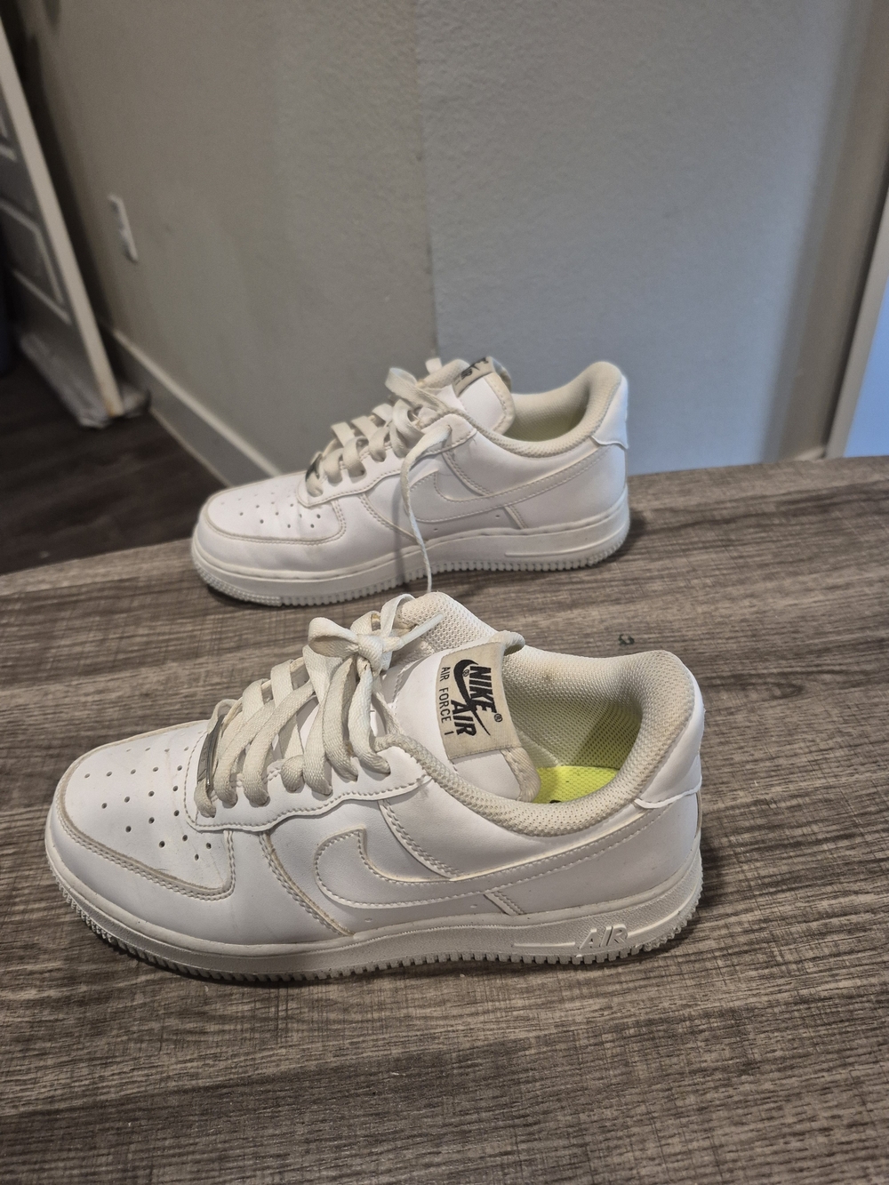 Nike Air Force 1 Low Shoes Womens Sz 6 White Sneakers Trainers DC9486-101 - Picture 4 of 6